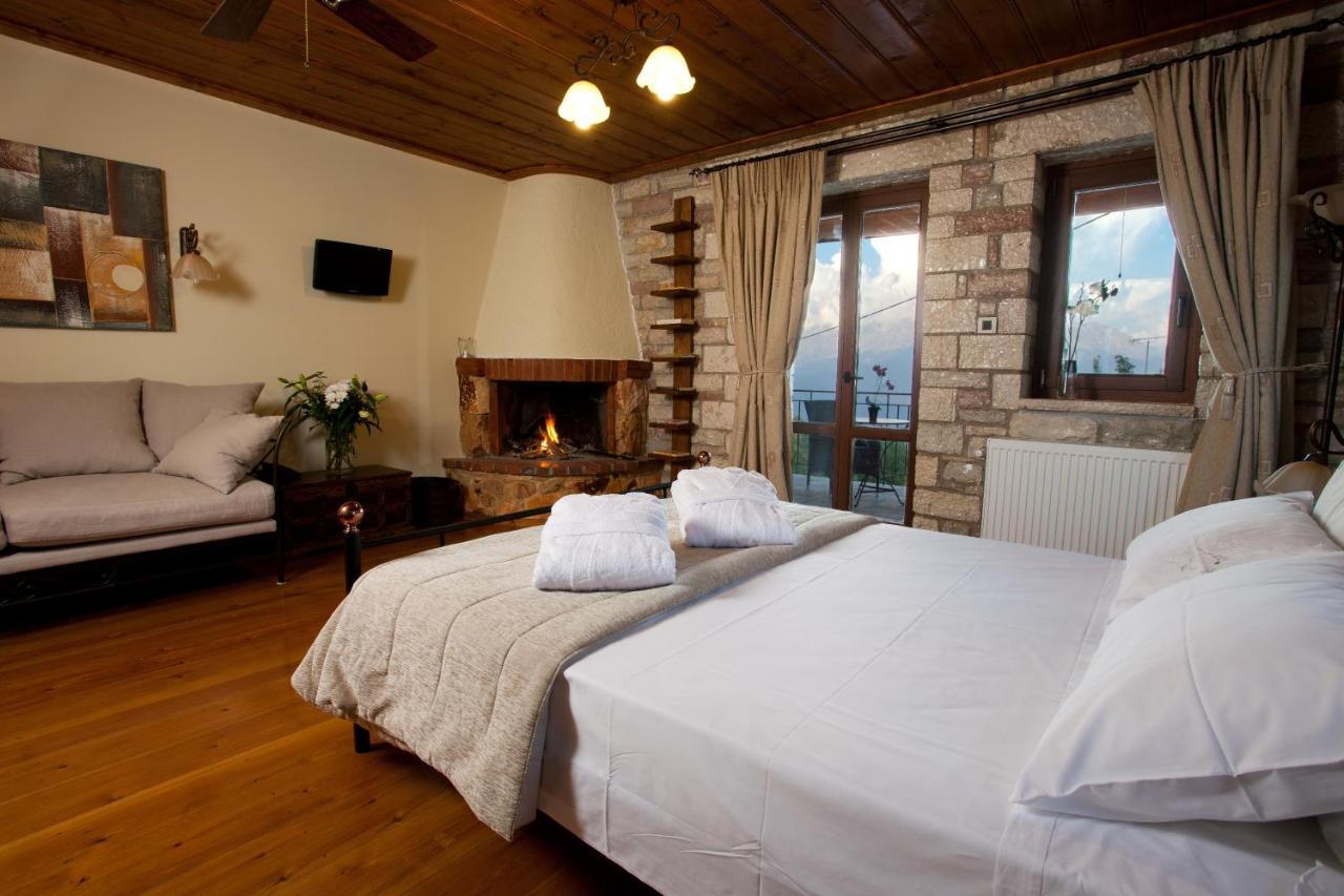 Nisista Lodge Mountain View Rodavgi Room photo